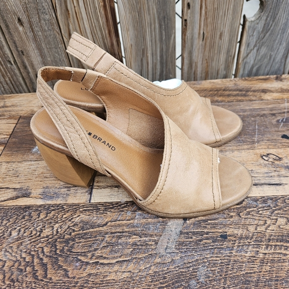 Lucky Brand Tan Peep-Toe Slingback Wedge Heels Size  6 - Picture 12 of 16